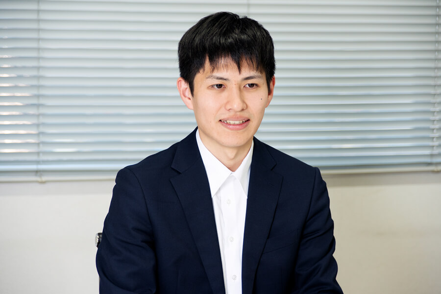 CFM事業部 ITエンジニア R.T.
